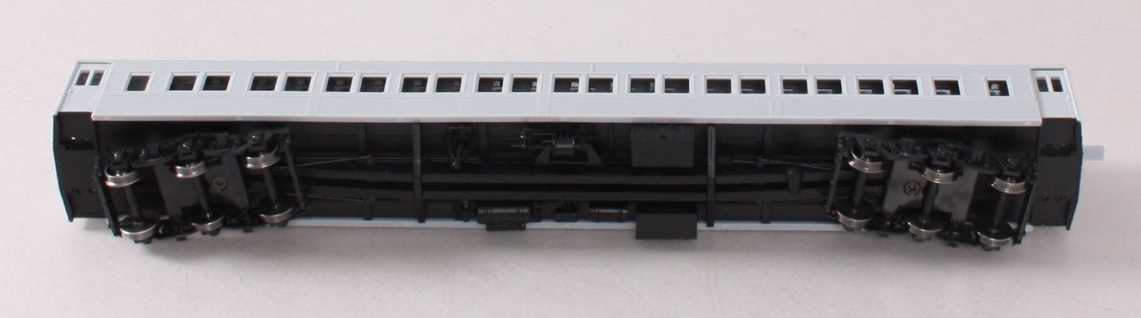 Atlas 20001709 HO Undecorated Paired Window Heavyweight Coach