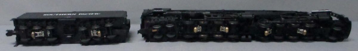 Lionel 684249 O Southern Pacific Lines AC-9 Steam Engine & Tender #3805 w/LEGACY