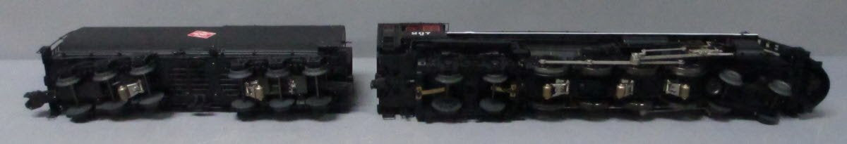 Lionel 6-11230 O Gauge Milwaukee Road S-3 Steam Locomotive & Tender #267 wLEGACY