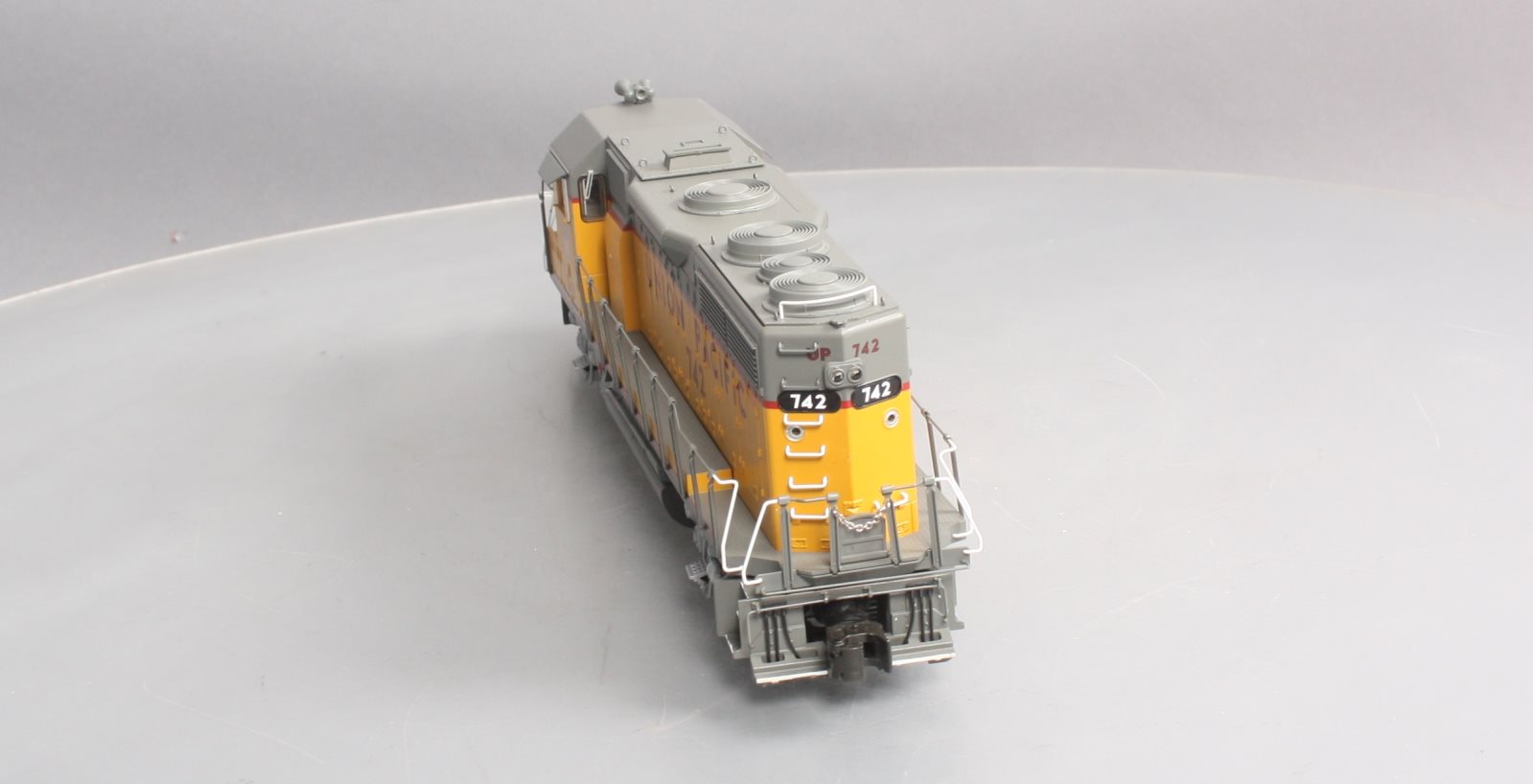 Lionel 6-38527 Union Pacific Legacy GP35 Diesel Locomotive #742