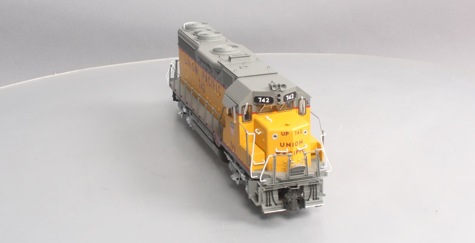 Lionel 6-38527 Union Pacific Legacy GP35 Diesel Locomotive #742
