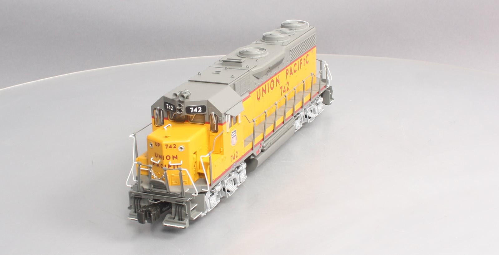 Lionel 6-38527 Union Pacific Legacy GP35 Diesel Locomotive #742