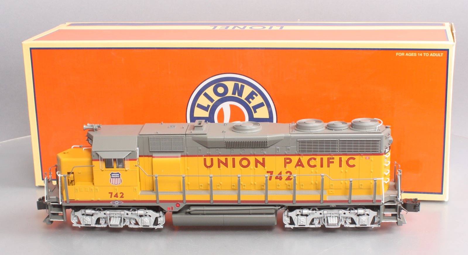 Lionel 6-38527 Union Pacific Legacy GP35 Diesel Locomotive #742