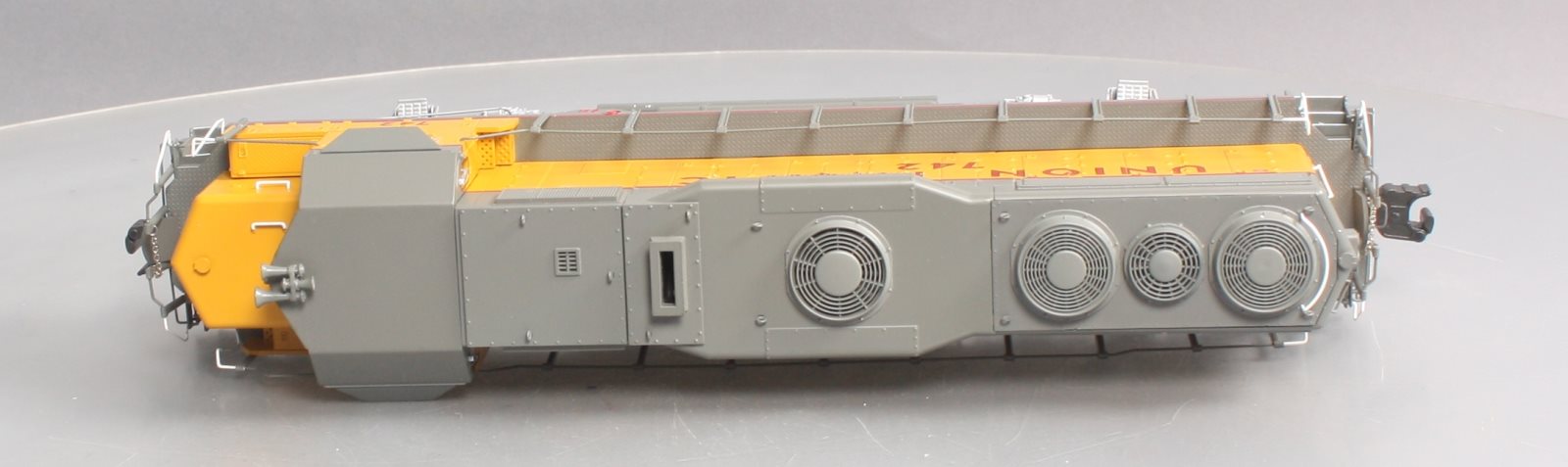 Lionel 6-38527 Union Pacific Legacy GP35 Diesel Locomotive #742