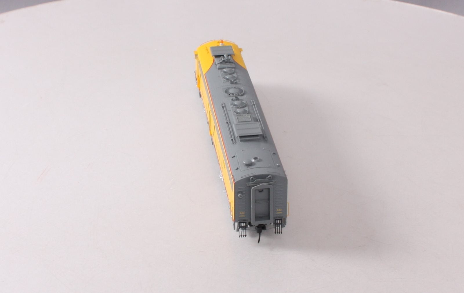 Walthers 920-49379 HO Union Pacific E9A Diesel Engine #943 with Standard DC