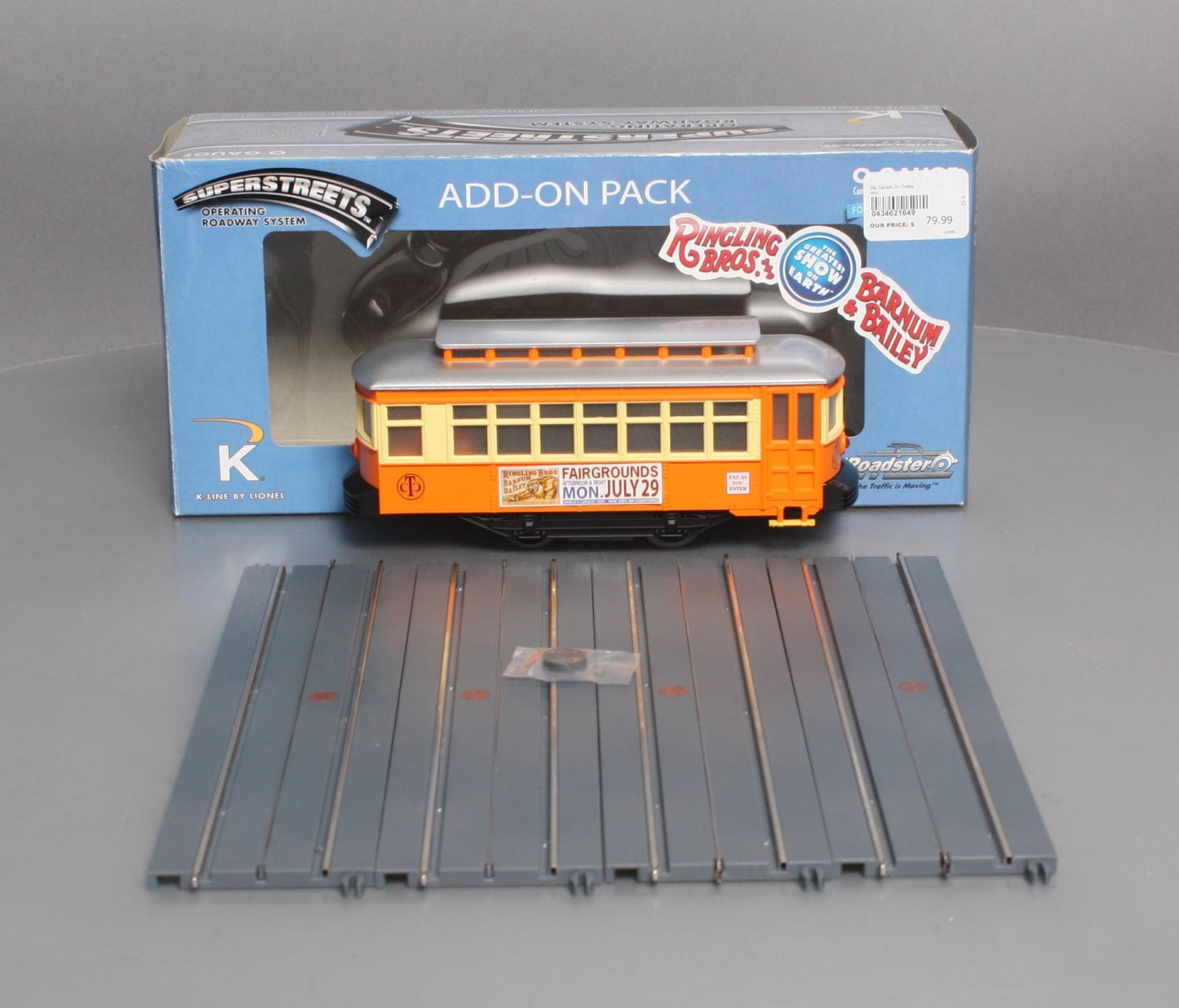K-Line 6-21649 O Gauge City Traction Co. Trolley w/ Ringling Bros Banner