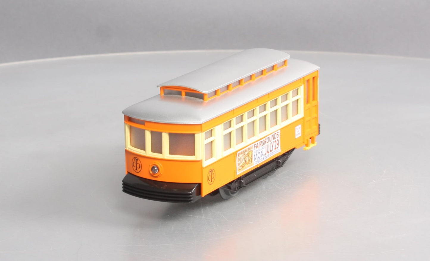 K-Line 6-21649 O Gauge City Traction Co. Trolley w/ Ringling Bros Banner