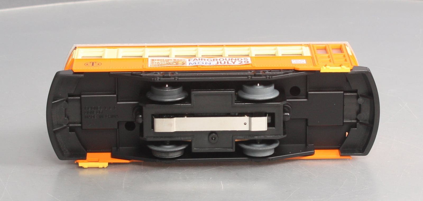 K-Line 6-21649 O Gauge City Traction Co. Trolley w/ Ringling Bros Banner