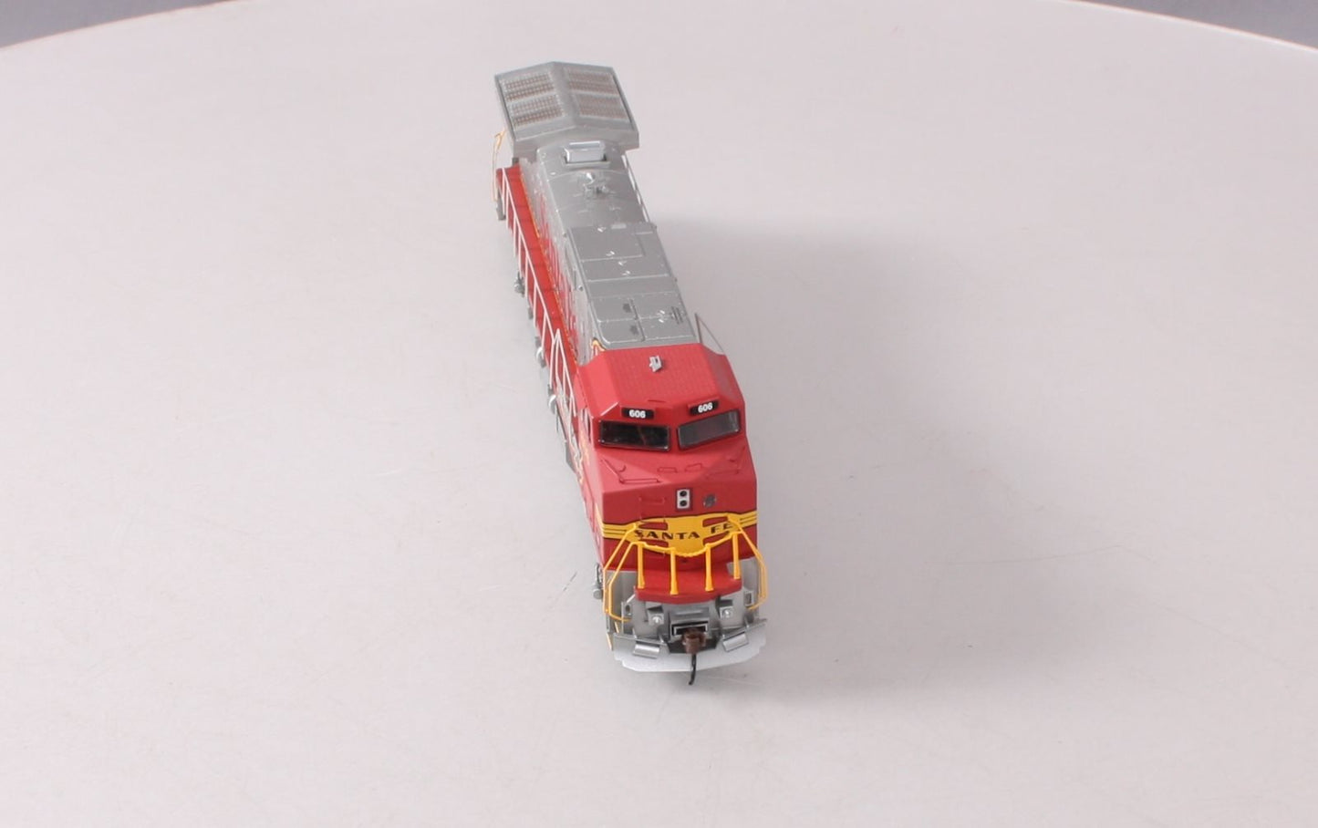 Roundhouse 78036 HO Scale Santa Fe ATSF Dash 9-44CW Diesel Locomotive #606