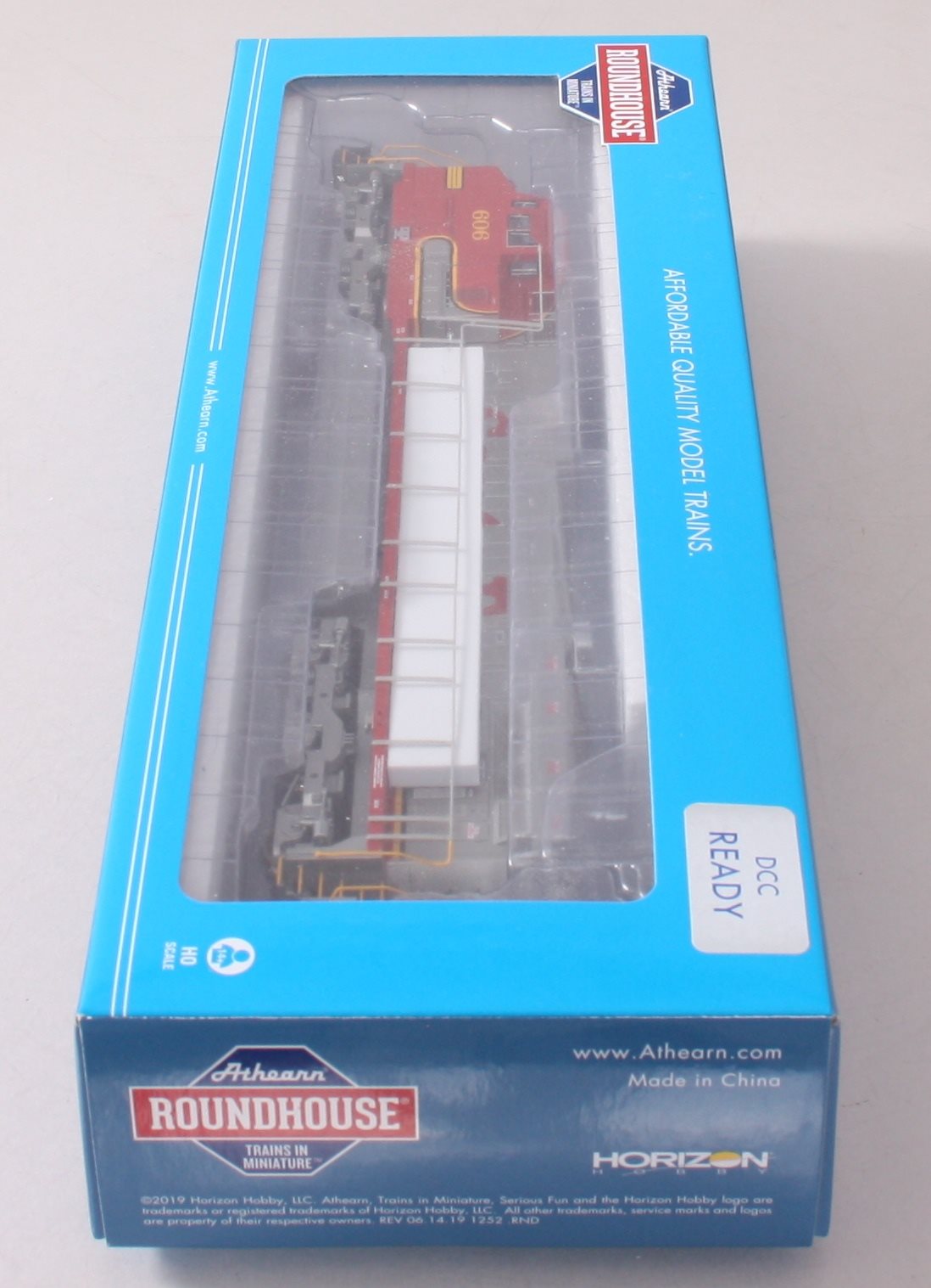 Roundhouse 78036 HO Scale Santa Fe ATSF Dash 9-44CW Diesel Locomotive #606