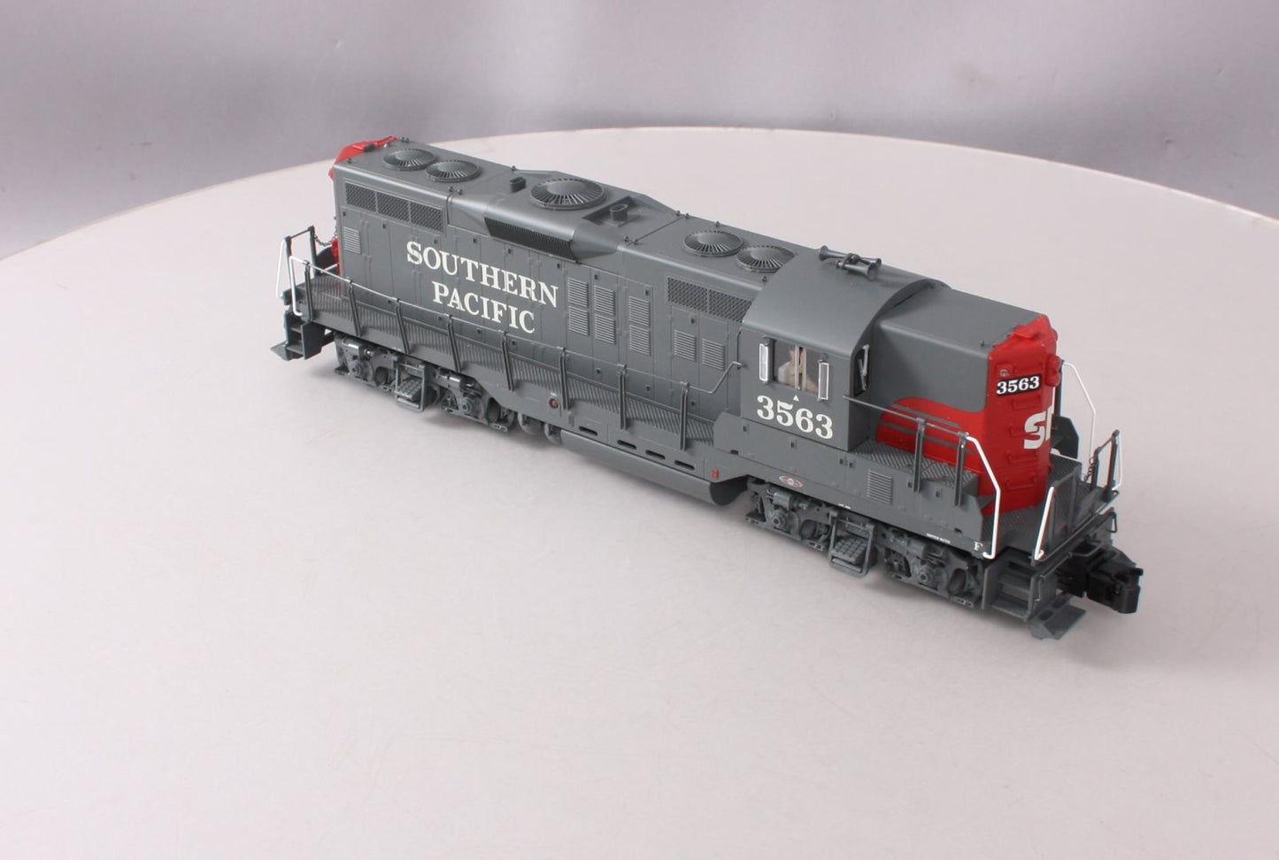 Atlas 1428-1 Atlas 1428-1 O SP GP9 Diesel Locomotive with TMCC #3563 (3 Rail)