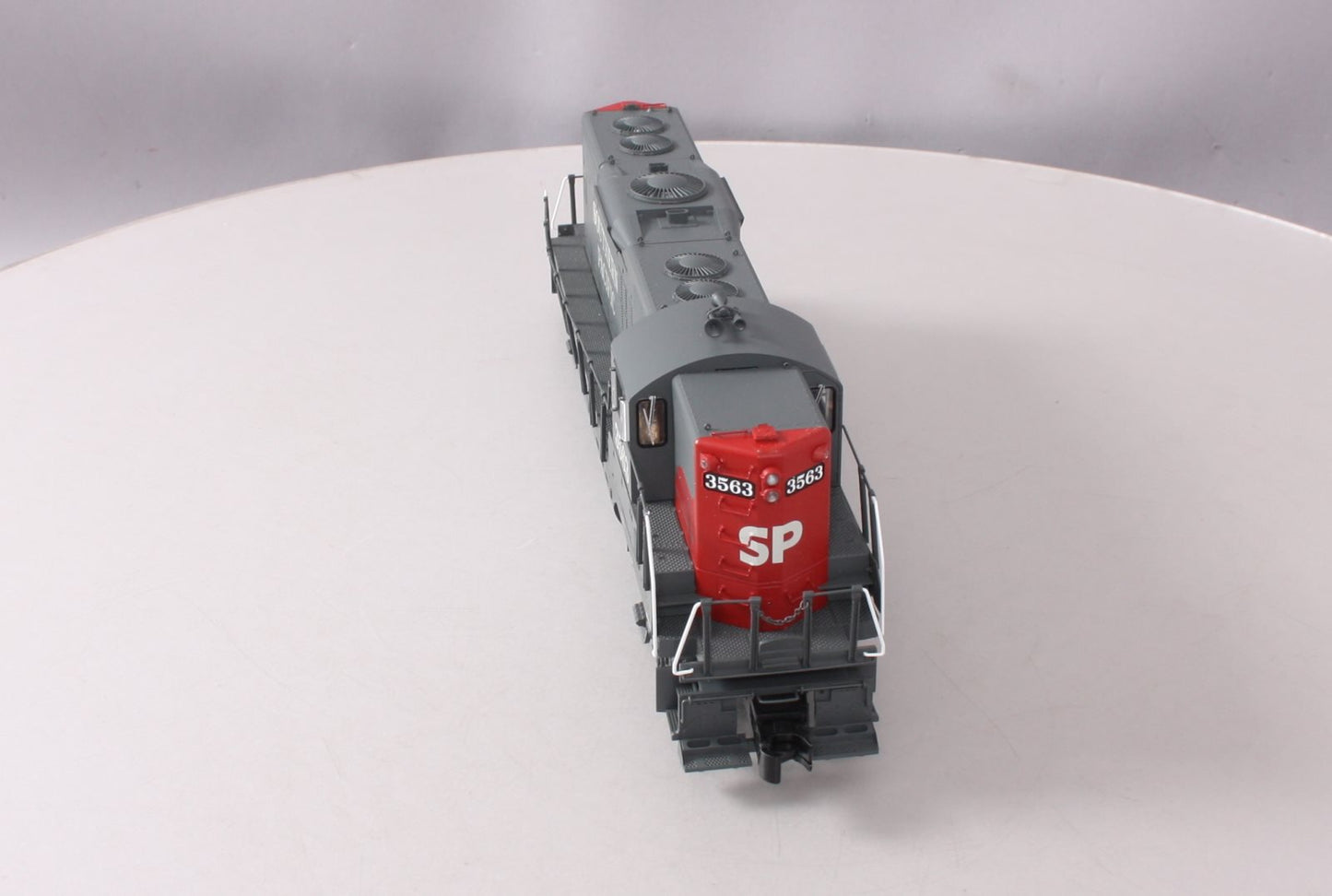 Atlas 1428-1 Atlas 1428-1 O SP GP9 Diesel Locomotive with TMCC #3563 (3 Rail)