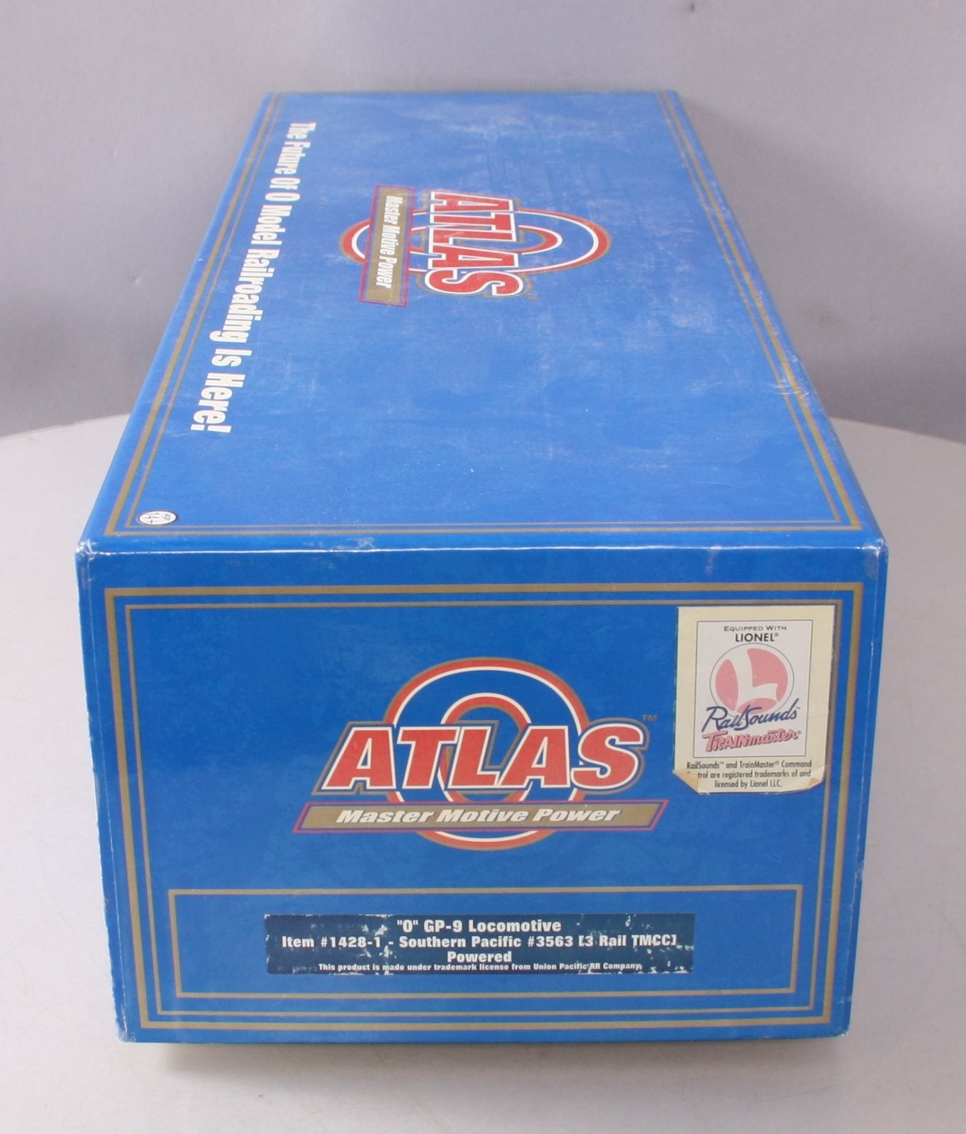 Atlas 1428-1 Atlas 1428-1 O SP GP9 Diesel Locomotive with TMCC #3563 (3 Rail)