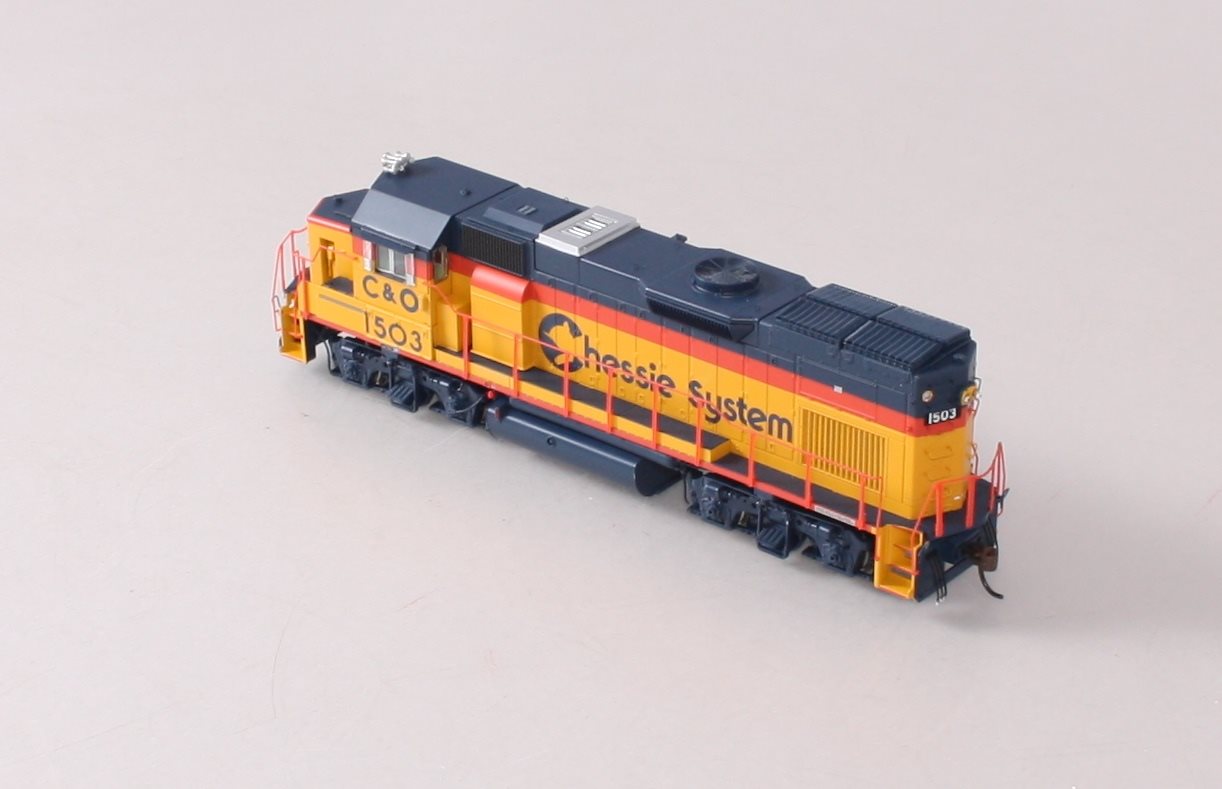 Athearn G16729 HO Scale Chessie GP15-1 Diesel Locomotive w/ DCC & Sound #1503