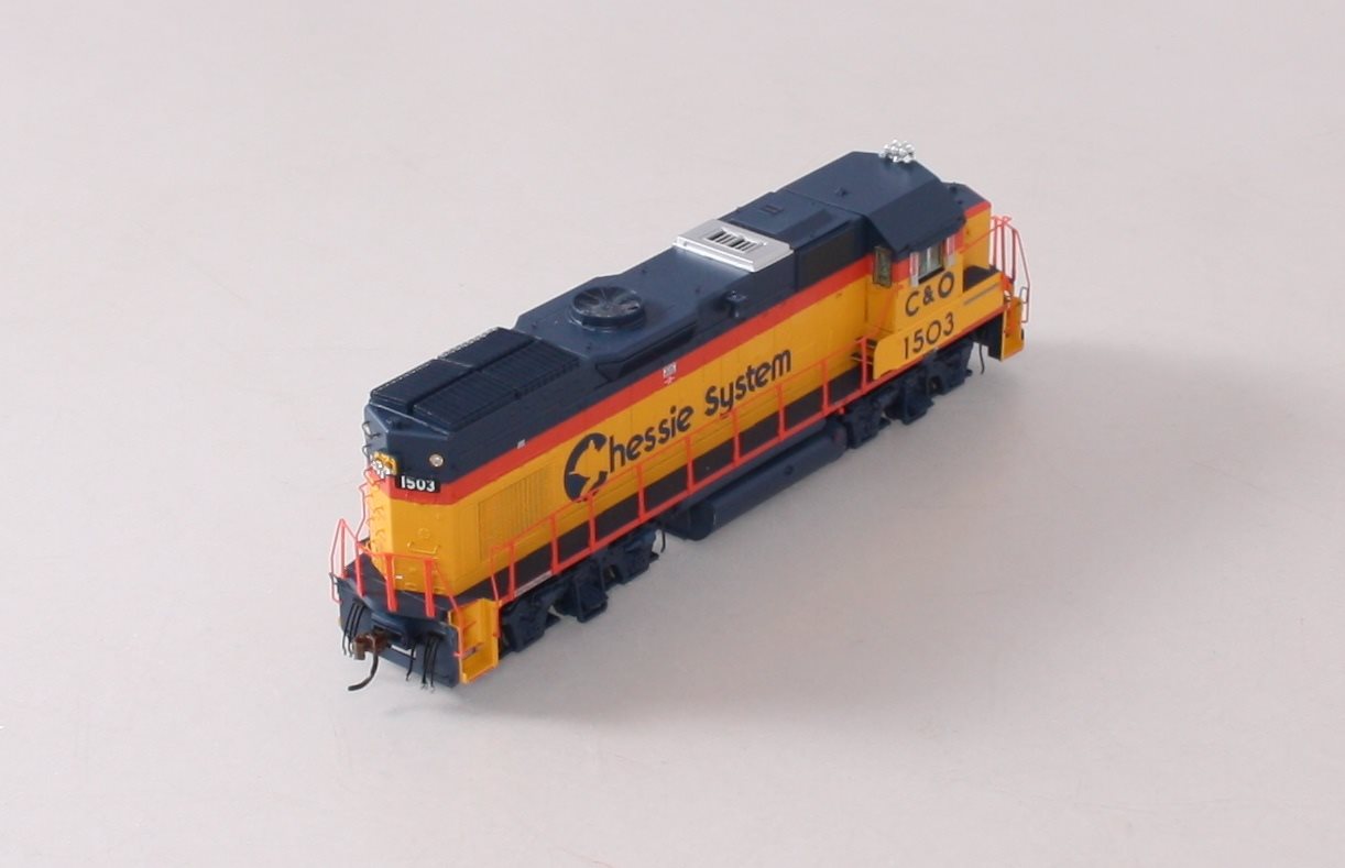 Athearn G16729 HO Scale Chessie GP15-1 Diesel Locomotive w/ DCC & Sound #1503