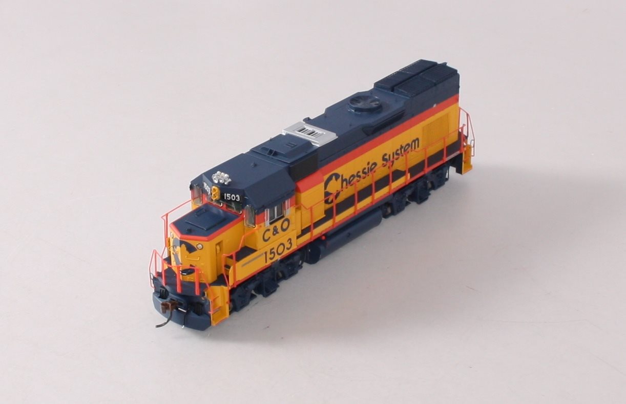 Athearn G16729 HO Scale Chessie GP15-1 Diesel Locomotive w/ DCC & Sound #1503