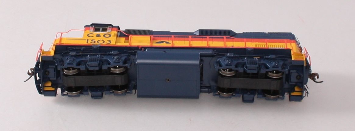 Athearn G16729 HO Scale Chessie GP15-1 Diesel Locomotive w/ DCC & Sound #1503