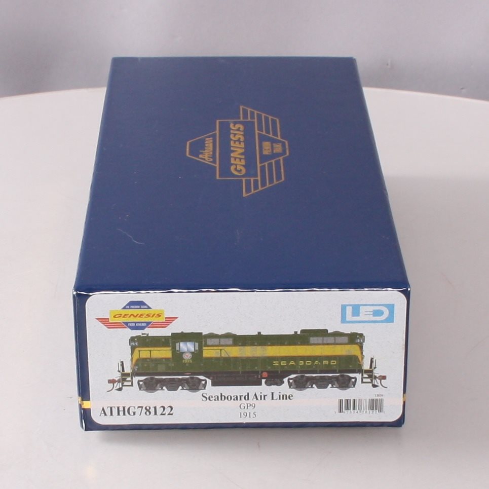 Athearn G78122 HO Scale Seaboard Air Line GP9 Diesel Locomotive #1915