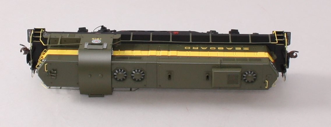 Athearn G78122 HO Scale Seaboard Air Line GP9 Diesel Locomotive #1915
