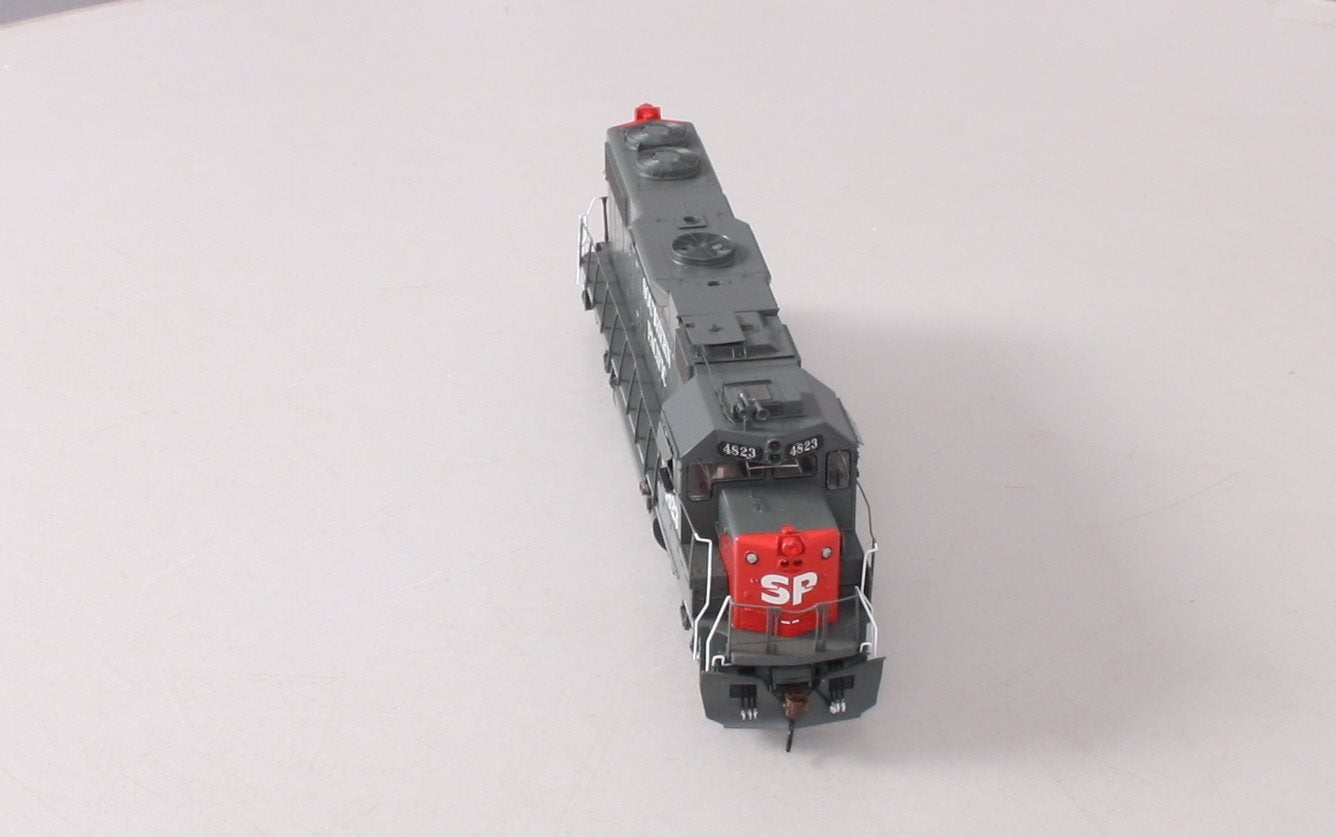 Athearn G68071 HO Scale Southern Pacific GP38-2 EMD Diesel Locomotive #4823