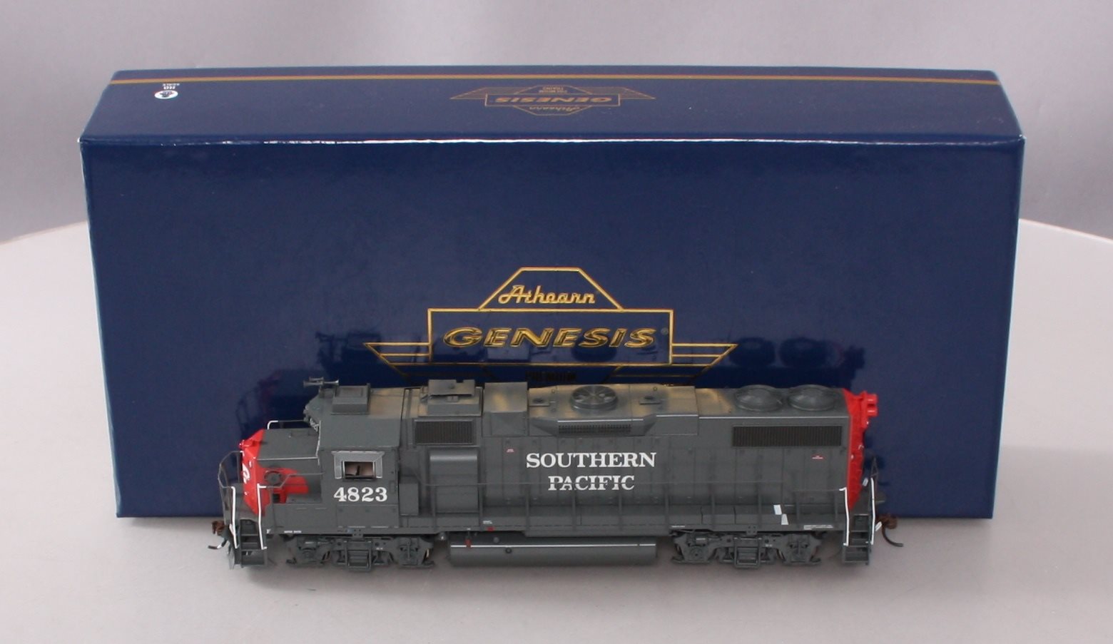 Athearn G68071 HO Scale Southern Pacific GP38-2 EMD Diesel Locomotive #4823