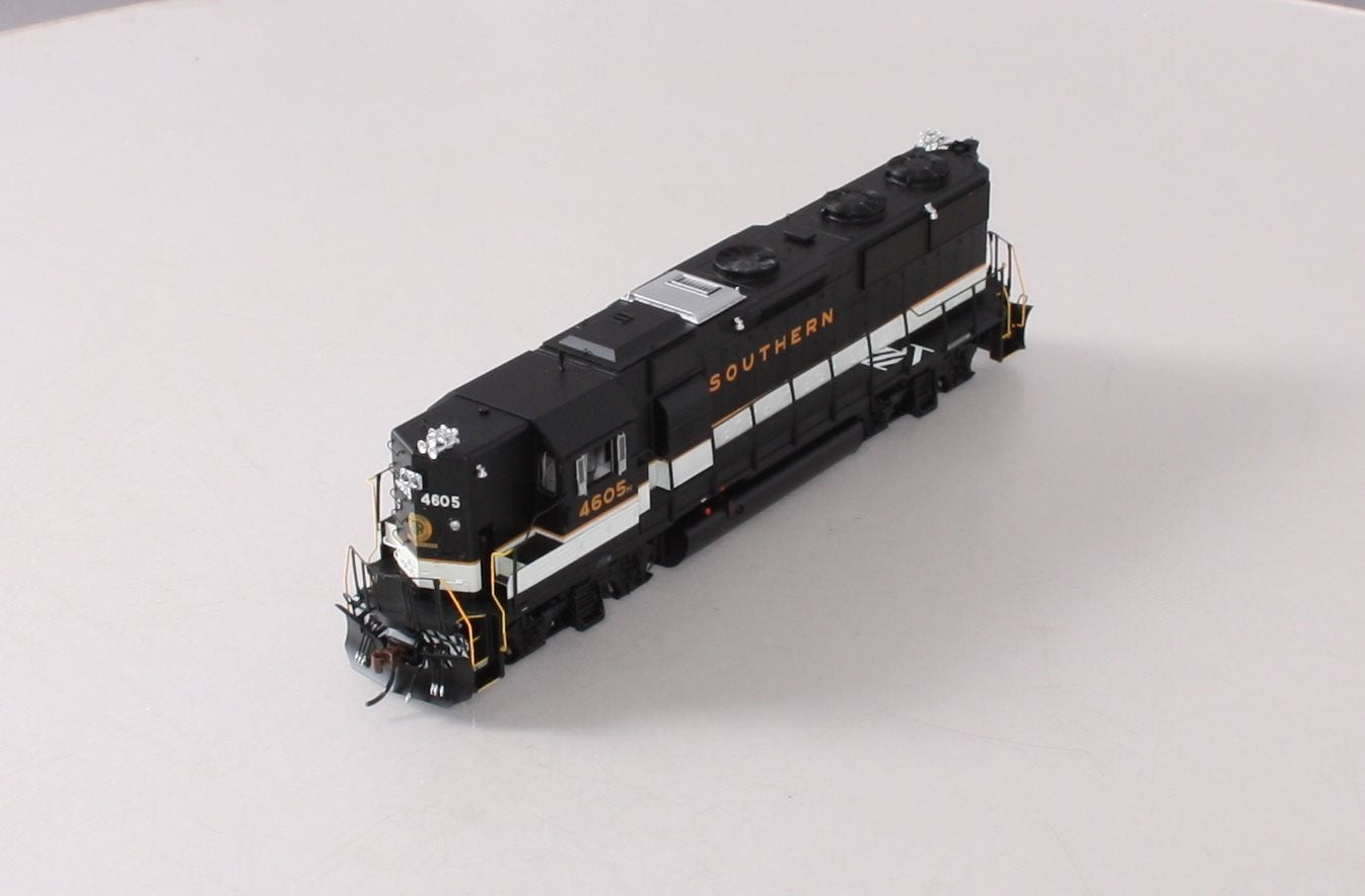 Athearn G64542 HO Scale Southern GP39X Diesel Locomotive #4605H