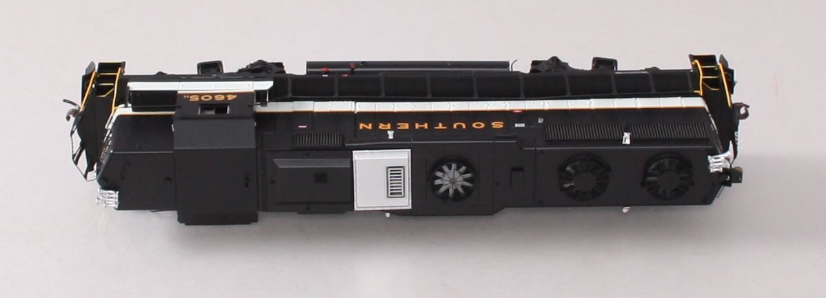 Athearn G64542 HO Scale Southern GP39X Diesel Locomotive #4605H