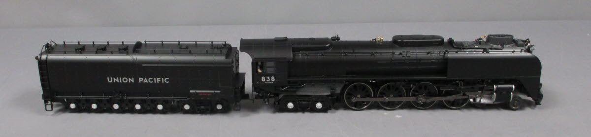 Lionel 6-82809 Union Pacific FEF-3 Steam Locomotive & Tender #838 with LEGACY