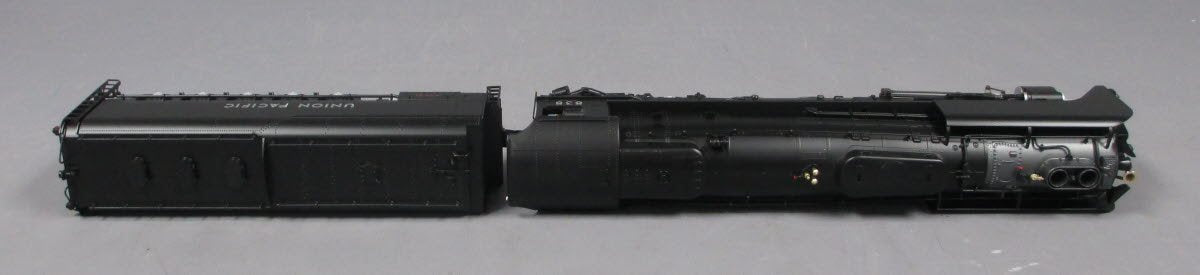 Lionel 6-82809 Union Pacific FEF-3 Steam Locomotive & Tender #838 with LEGACY