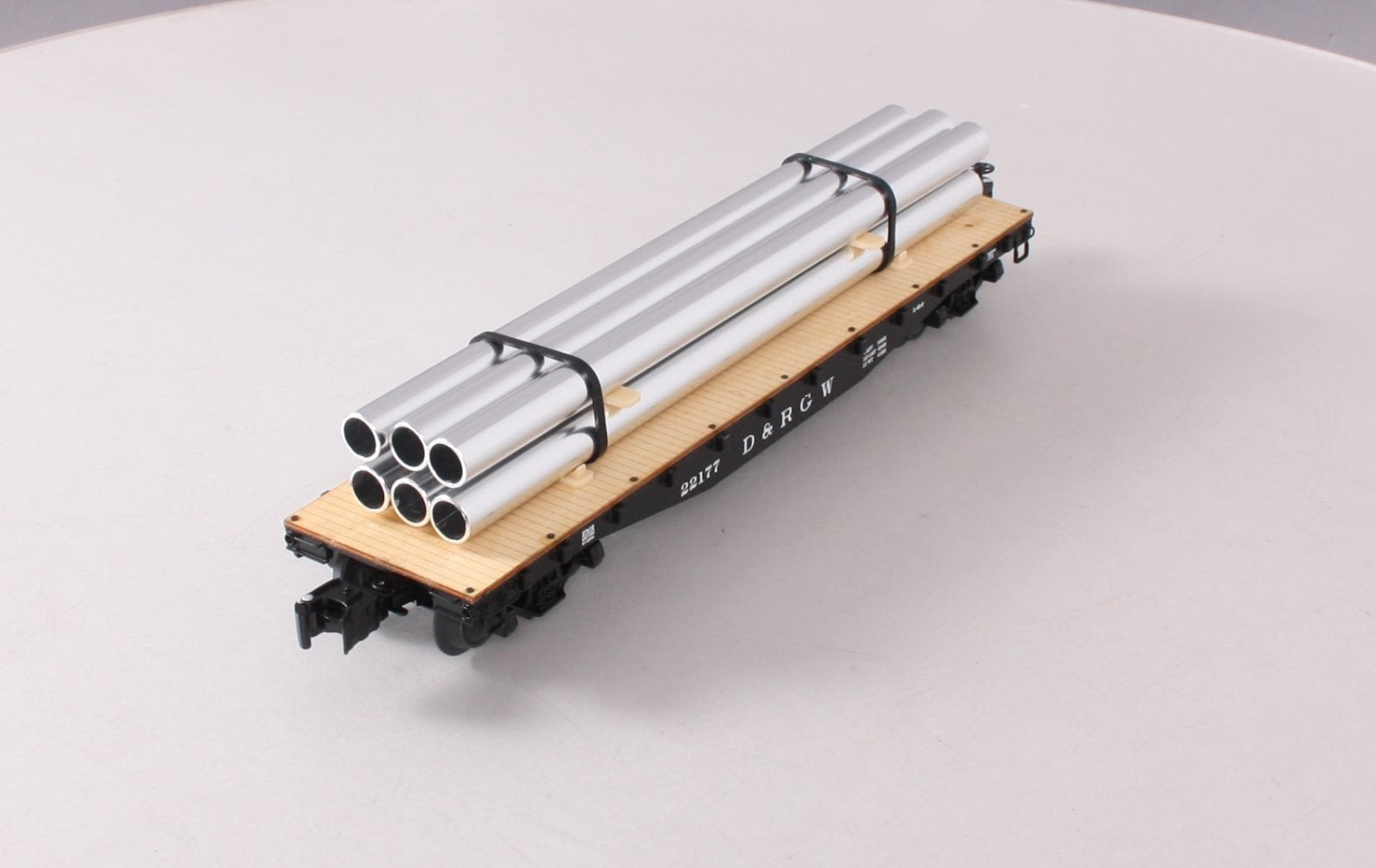 Lionel 6-27816 O Gauge D&RGW 40' Flatcar with Pipes