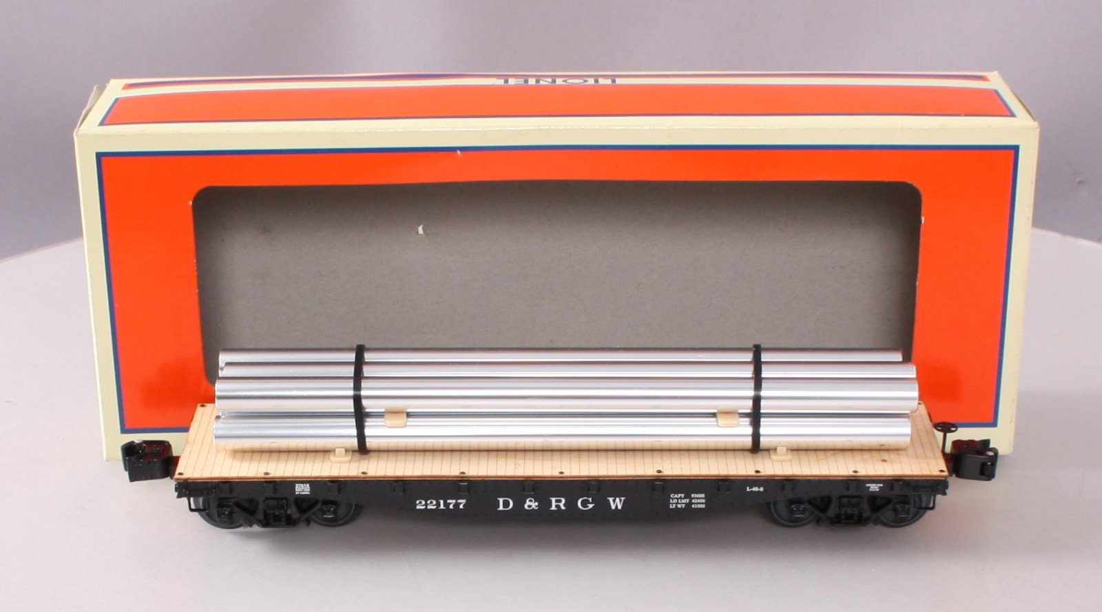 Lionel 6-27816 O Gauge D&RGW 40' Flatcar with Pipes