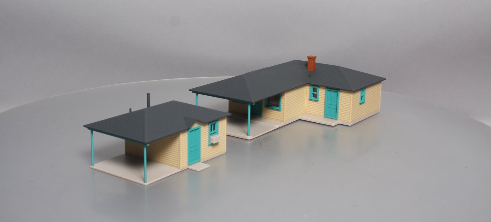 Walthers 933-2715 O/O-27 Scale Built-Up Route 66 Motel