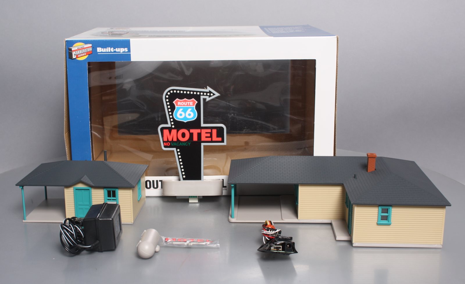 Walthers 933-2715 O/O-27 Scale Built-Up Route 66 Motel
