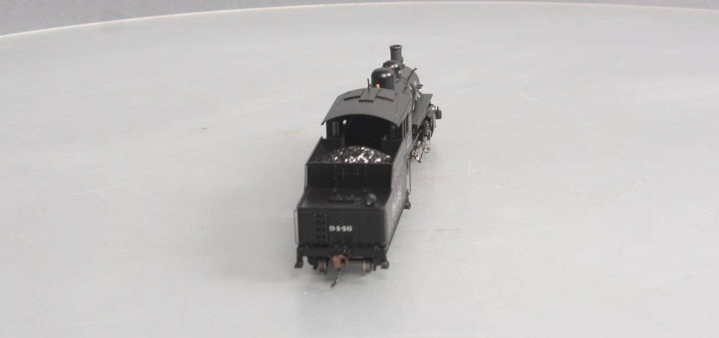 Bachmann 51704 HO Santa Fe Alco 2-6-0 Steam Locomotive & Tender #9446