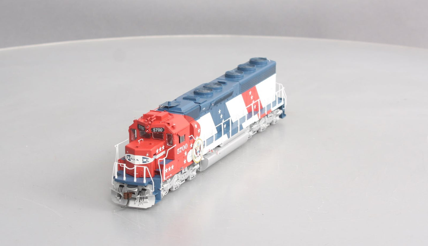 Athearn G67223 HO Santa Fe SD45-2 Diesel Locomotive w/DCC & Sound #5700