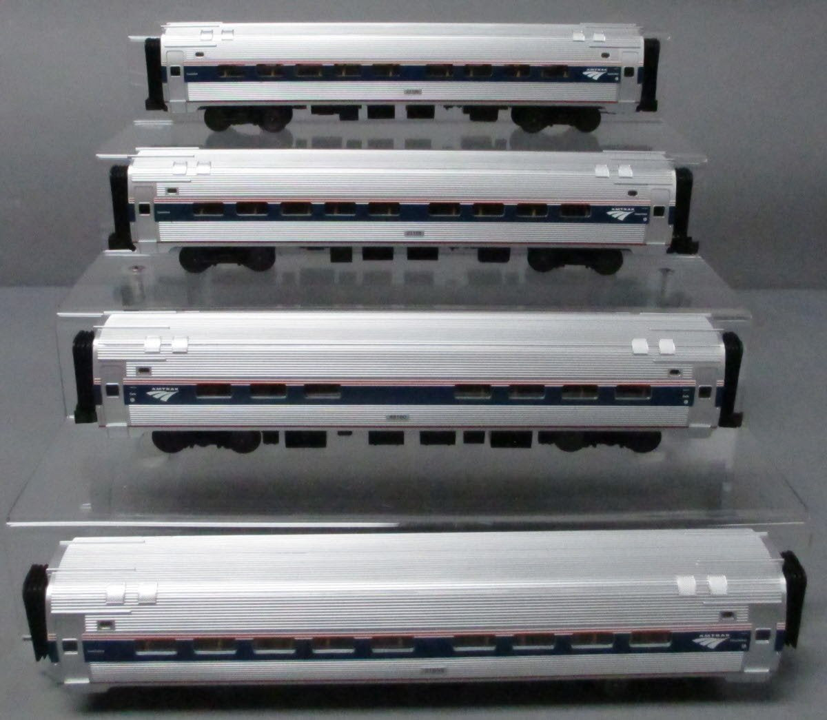 MTH 30-6526 O Amtrak O-31 Amfleet Phase 4/6 Coach (Set of 4)