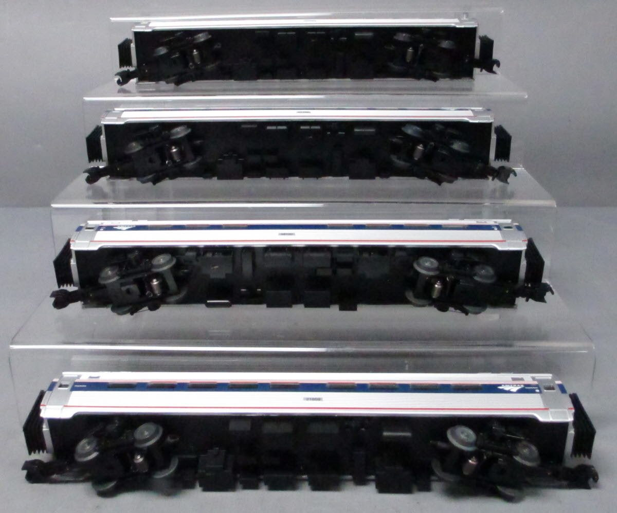MTH 30-6526 O Amtrak O-31 Amfleet Phase 4/6 Coach (Set of 4)
