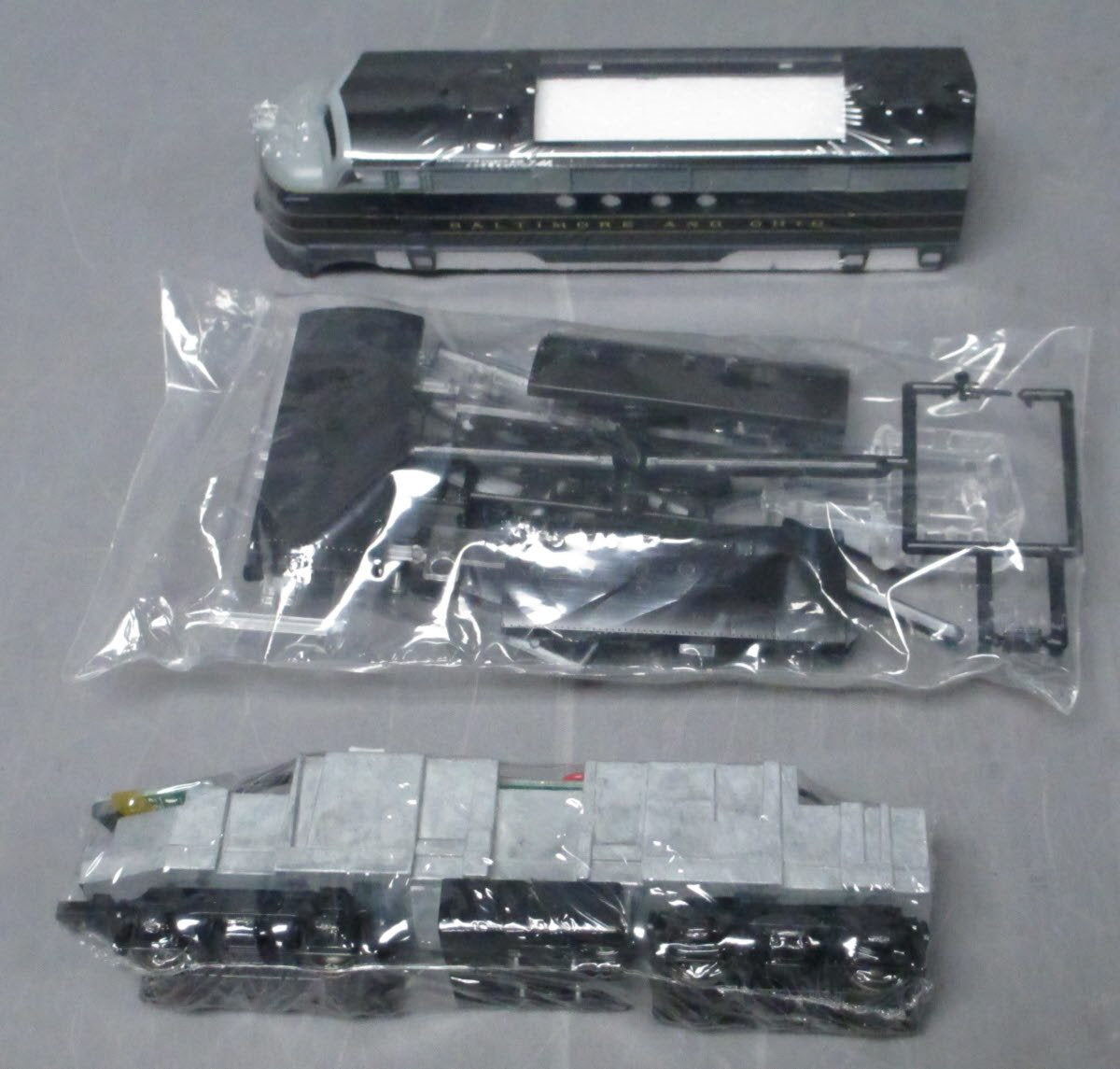 Stewart 5034 HO Baltimore & Ohio Diesel EMD FT A (Powered) B (Dummy) Set
