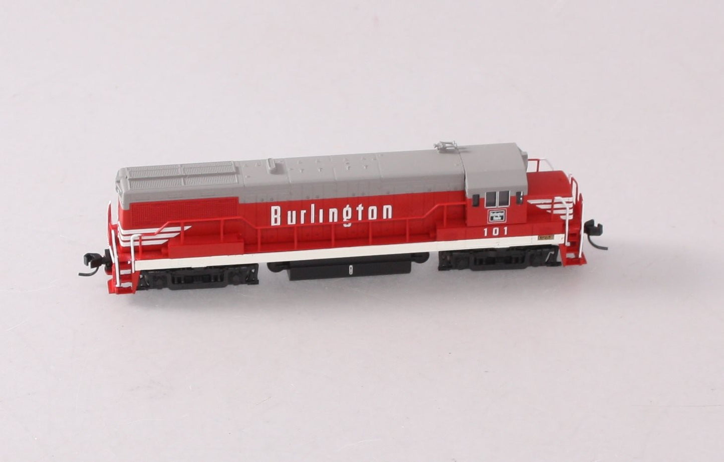 Atlas 40000578 N Scale CB&Q U25B Phase 2B Diesel Locomotive #101