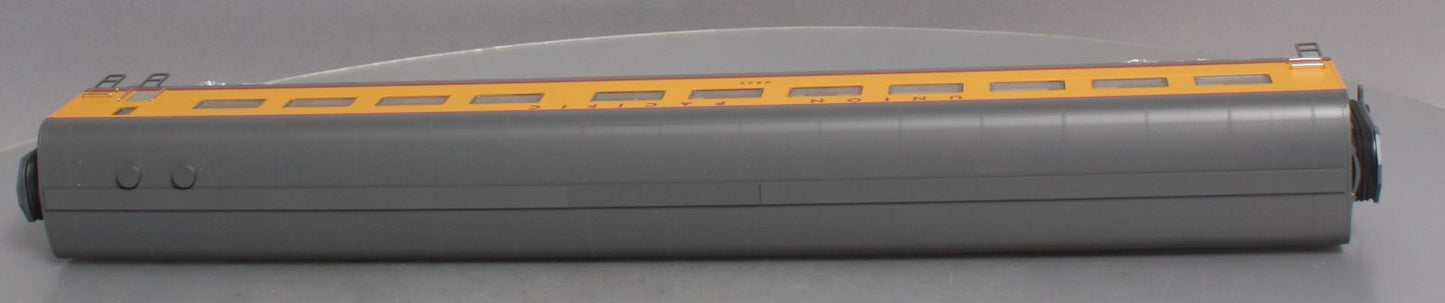 Lionel 6-85362 Union Pacific Challenger 21'' Diner with Station Sounds