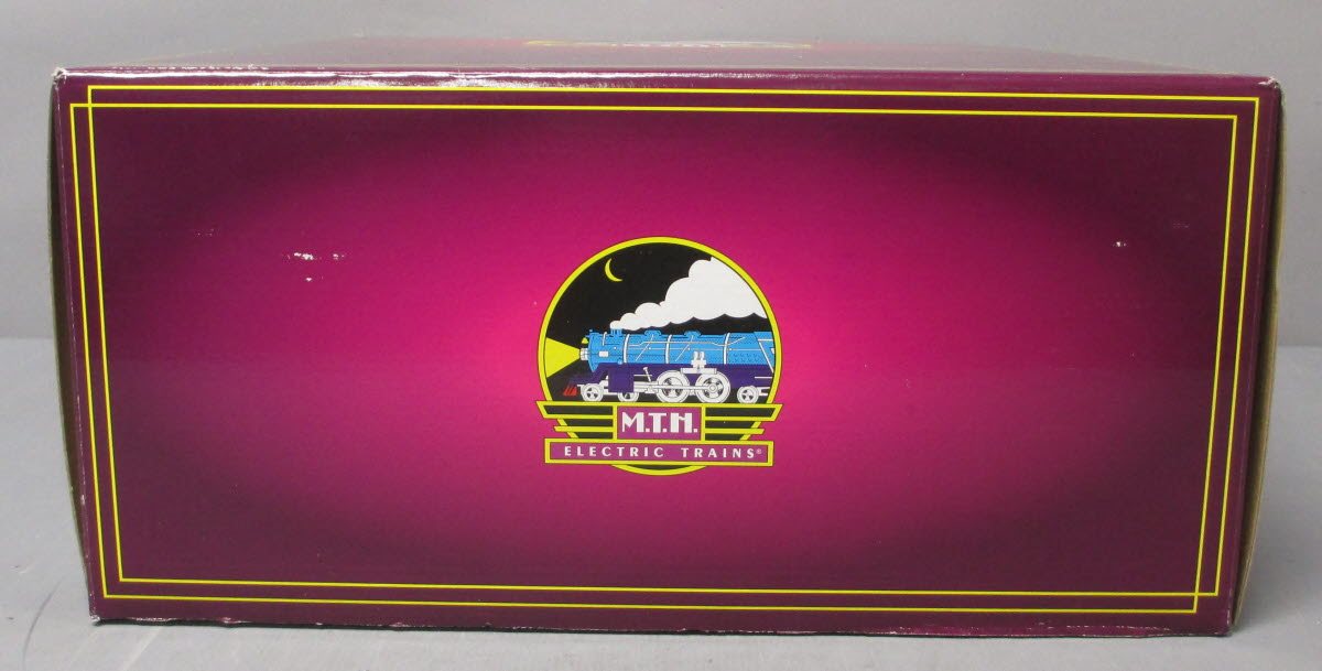 MTH 20-90433 Santa Fe 60’ Flat Car Set with Sherman Tanks