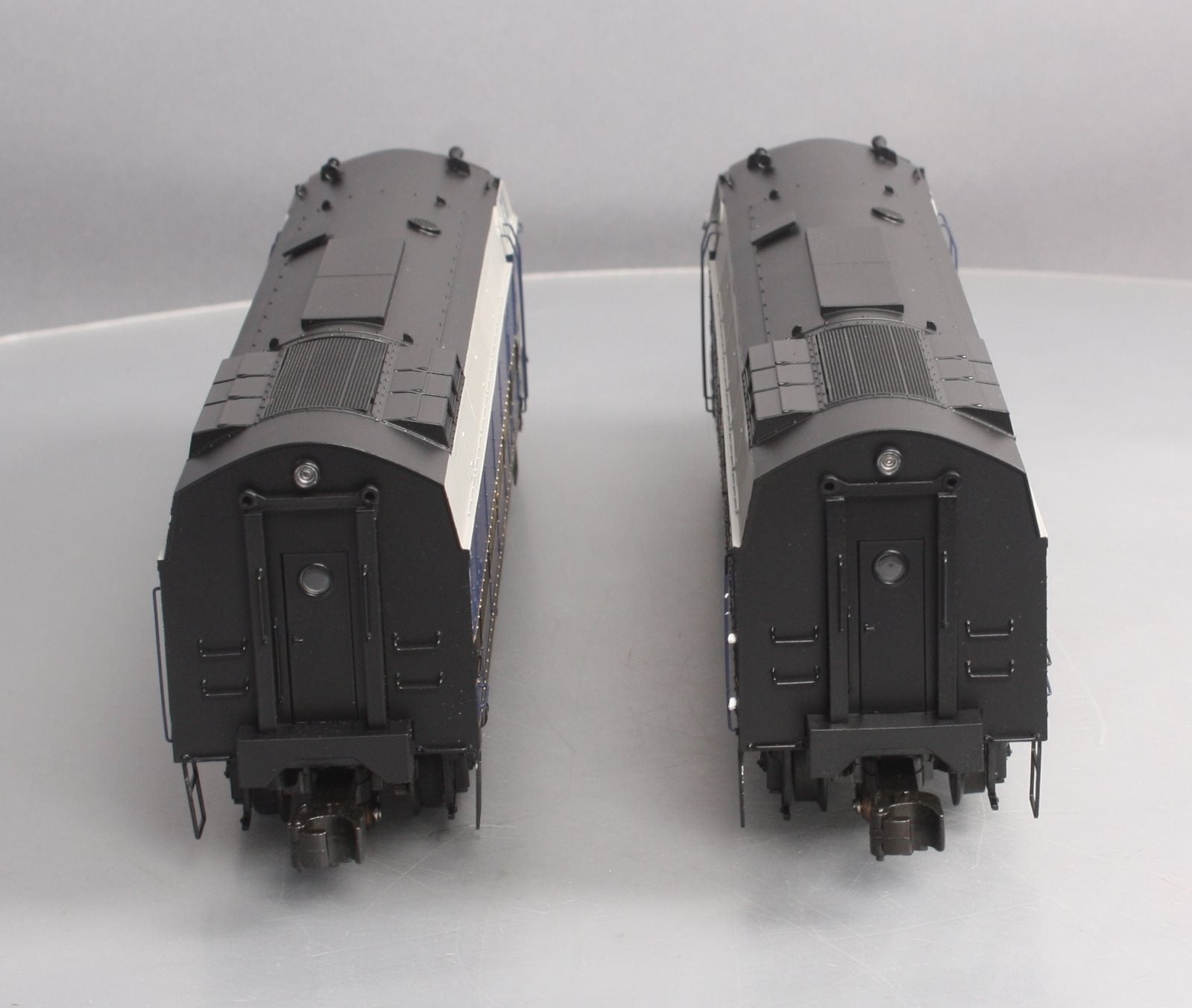 Lionel 6-38563 O B&O Legacy RF-16 Sharknose AA Diesel Locomotive Set #855/857