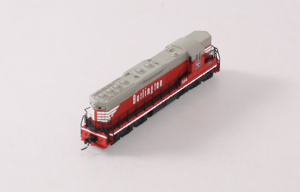 Atlas 53621 N Classic SD7, CB&Q #324