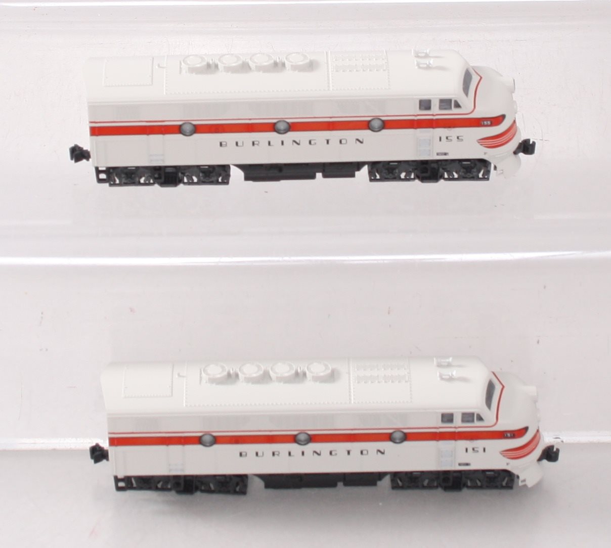 Kato 106-0202 N Scale CB&Q EMD F2 AA Diesel Locomotive Set #151/155