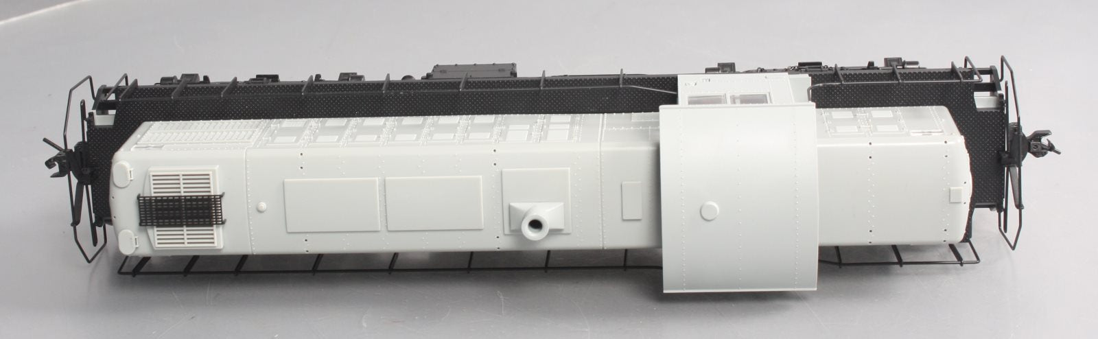 Atlas 7870 O 2-Rail Undecorated RS-1 Diesel Locomotive