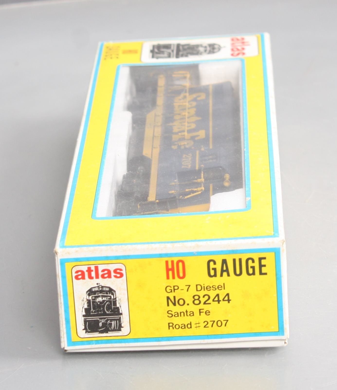 Atlas 8244 HO Scale 8244 Santa Fe GP-7 Diesel Locomotive #2707