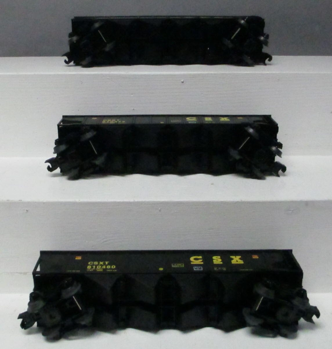 MTH 30-7064 O CSX RailKing 4-Bay Hopper Car Set (Set of 3)