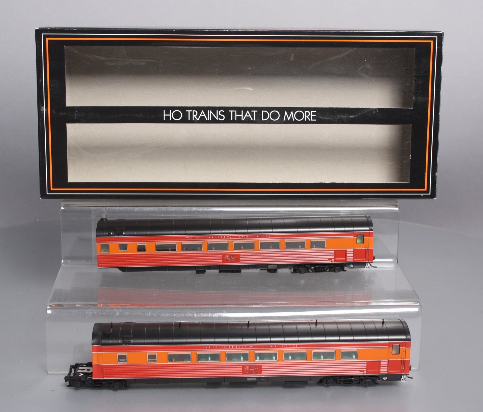 MTH 80-60003 HO SP Articulated Chair/Chair Passenger Set w/Antenna (Set of 2)