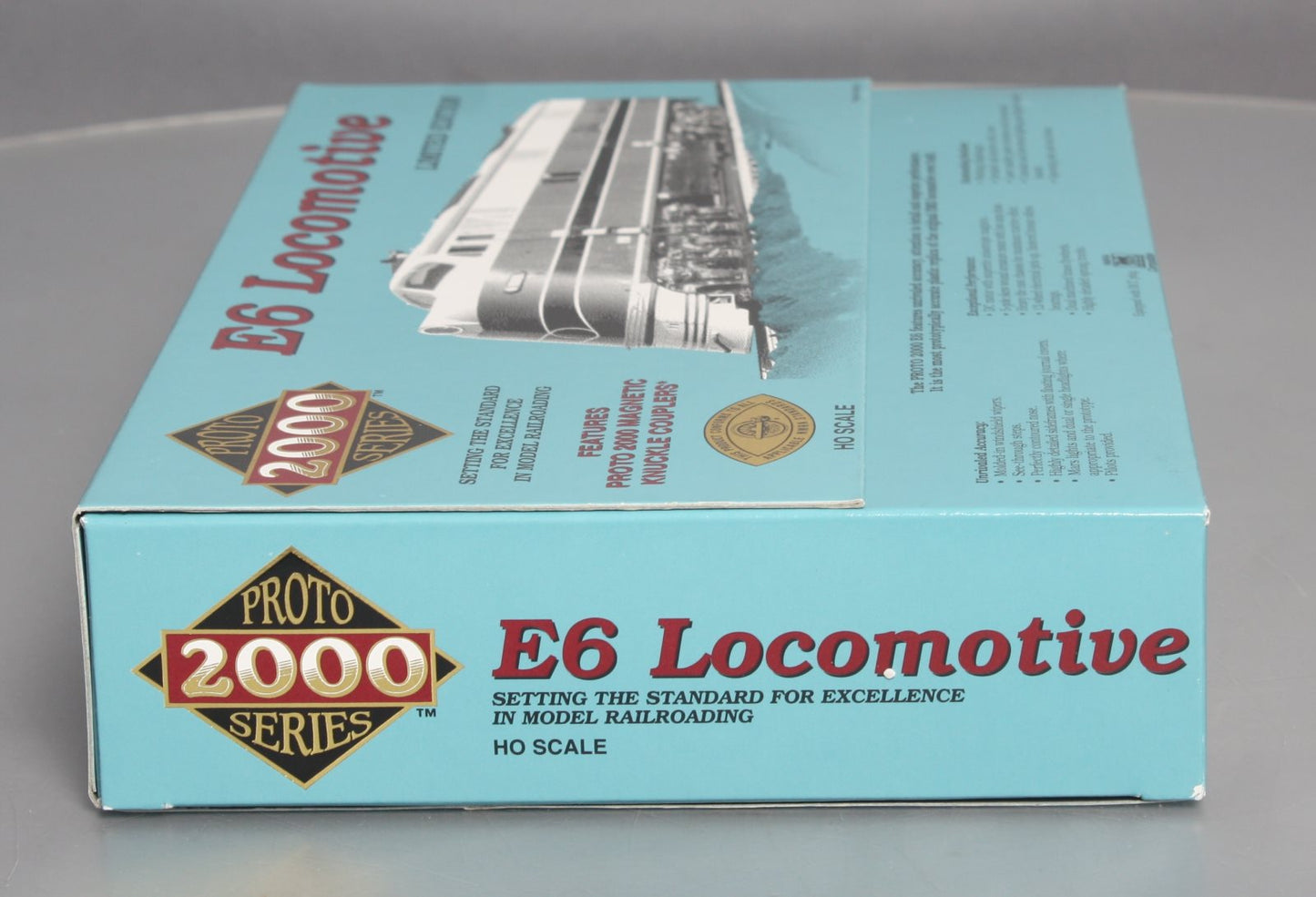 Proto 2000 23208 HO Illinois Central E-6 Diesel Locomotive w/ Mars Light #4001