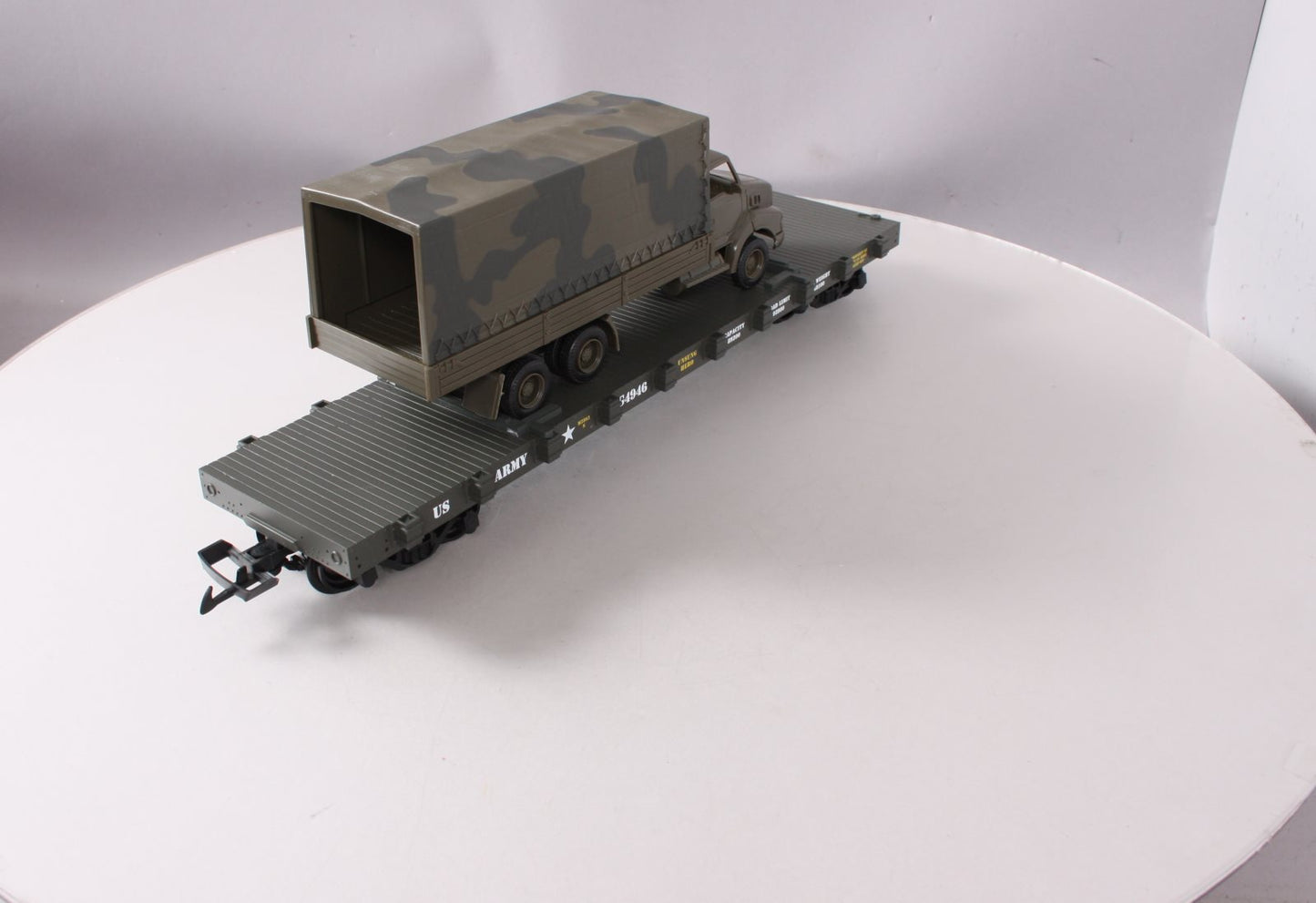 USA Trains R1781 G Scale US Army Flatcar with Truck #G5058